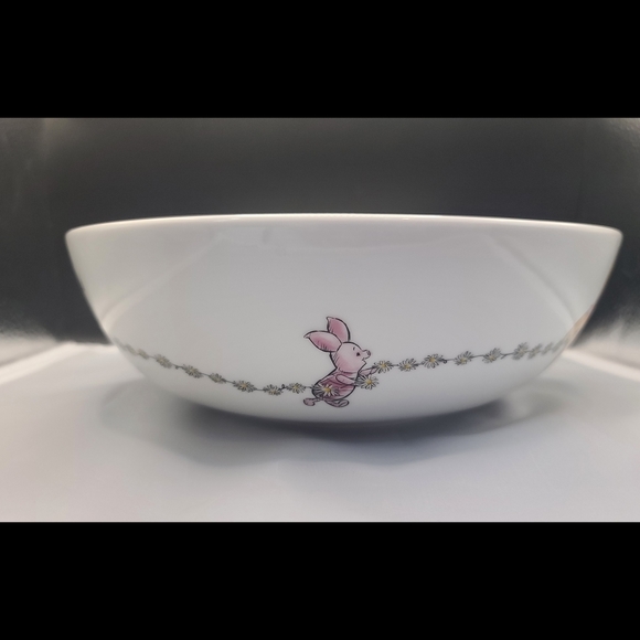 Disney Winnie the Pooh & Friends "Daisy Chain" 9” Serving Bowl. - Picture 3 of 7